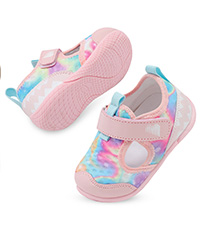 kids water shoes