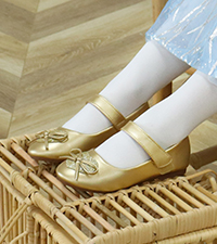 Girls Flat Shoes Gold