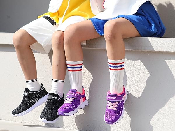 boys girls sneakers