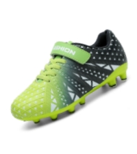 kids soccer shoes