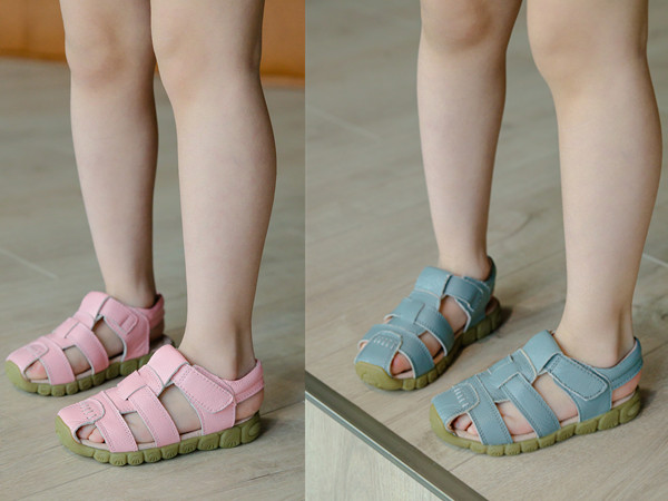 girls pink sandals